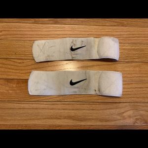 Nike shin guard straps